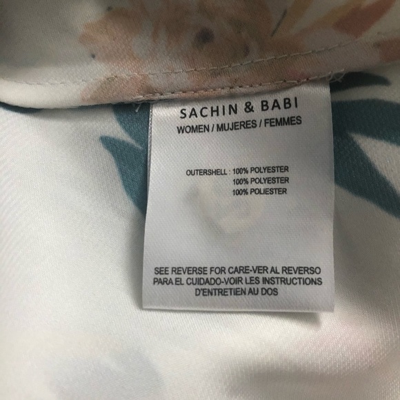 Sleeveless floral top - Picture 3 of 3